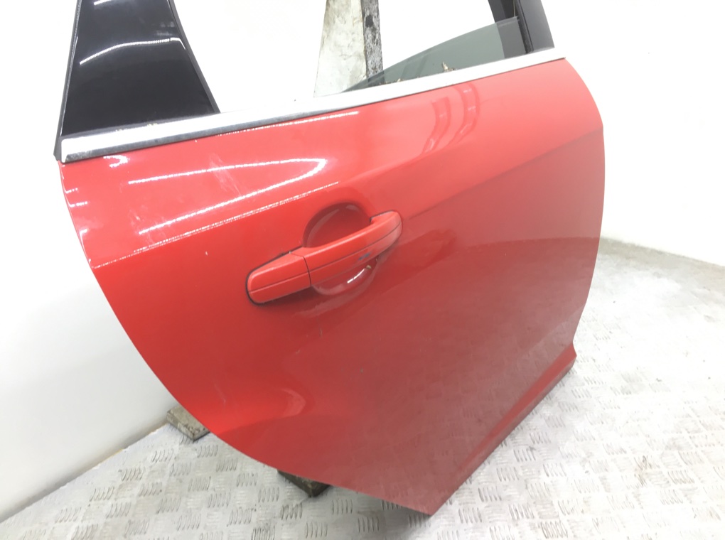 Дверь задняя правая бу для Ford Focus 3 1.0 i,  2013 г.