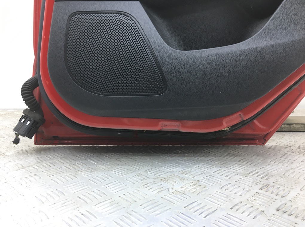 Дверь задняя правая бу для Ford Focus 3 1.0 i,  2013 г.