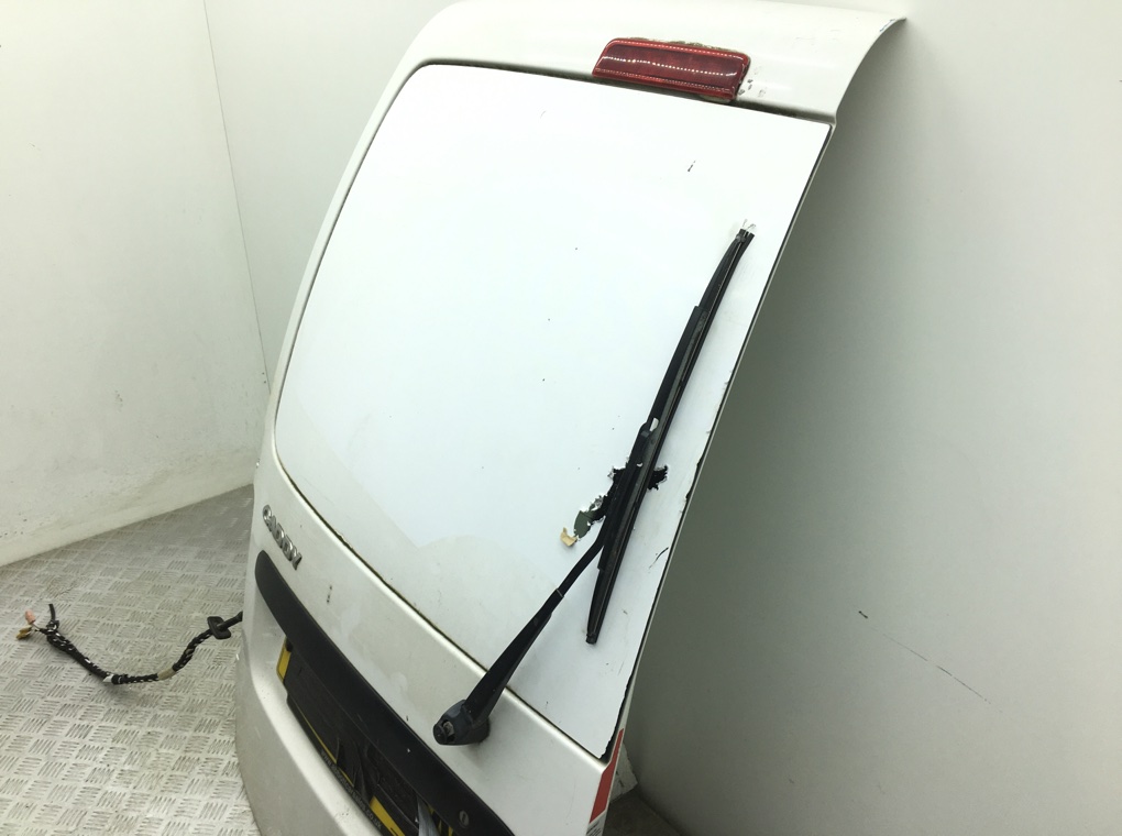 Дверь задняя распашная левая бу для Volkswagen Caddy  2.0 SDi,  2010 г.