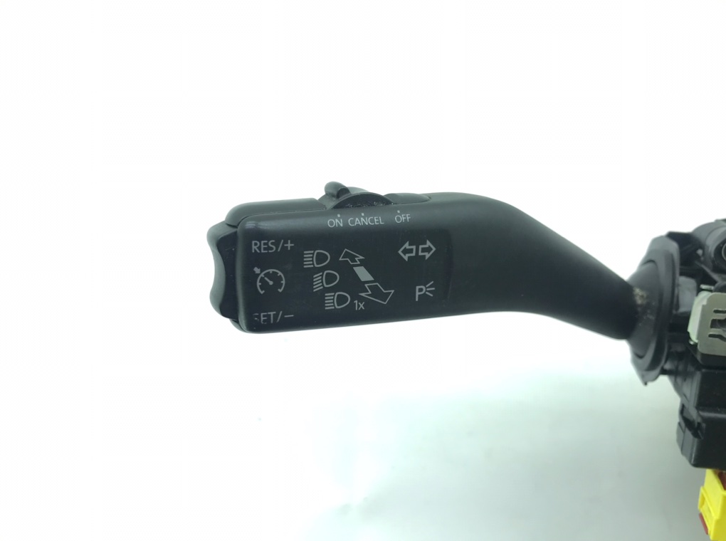 Переключатель подрулевой (стрекоза) бу для Skoda Octavia A5 1.8 TSI,  2011 г.