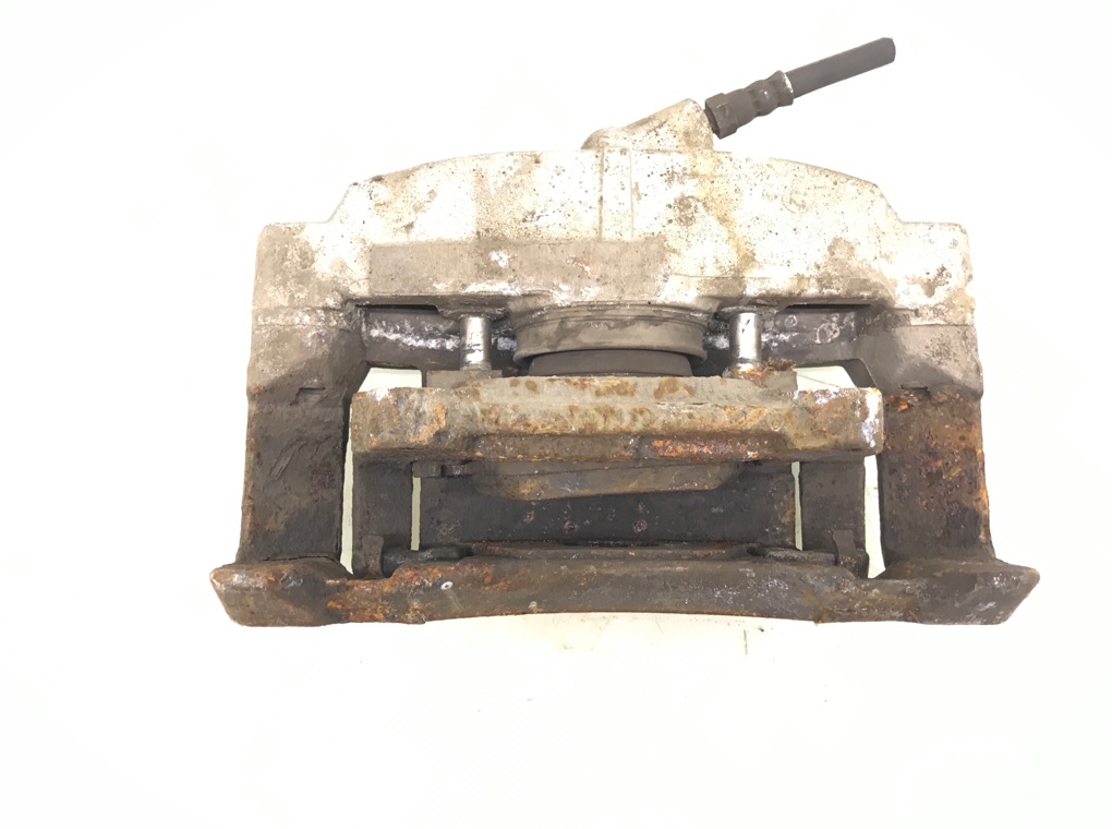 Суппорт передний правый бу для Volvo XC70 2.4 TD, 2008 г. Суппорт передний правый бу для Volvo XC70 2.4 TD, 2008 г.