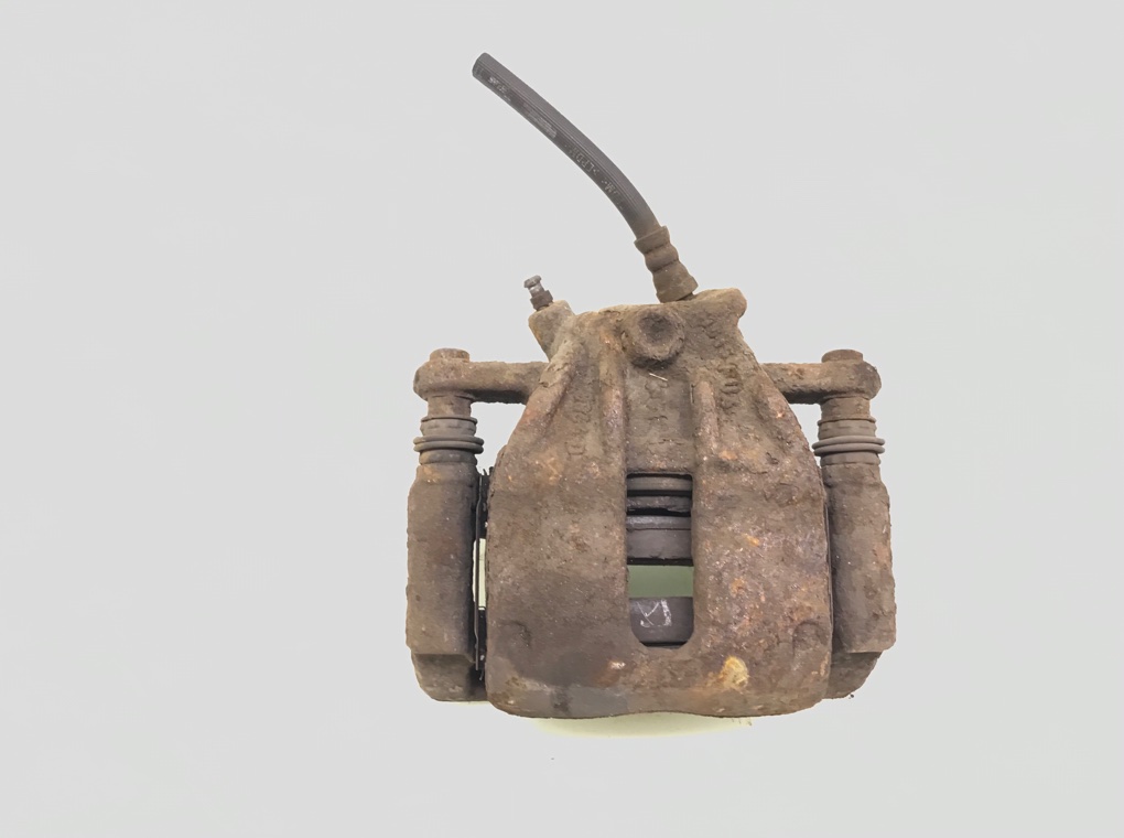 Суппорт передний правый бу для Renault Kangoo 2 1.5 DCi, 2010 г.