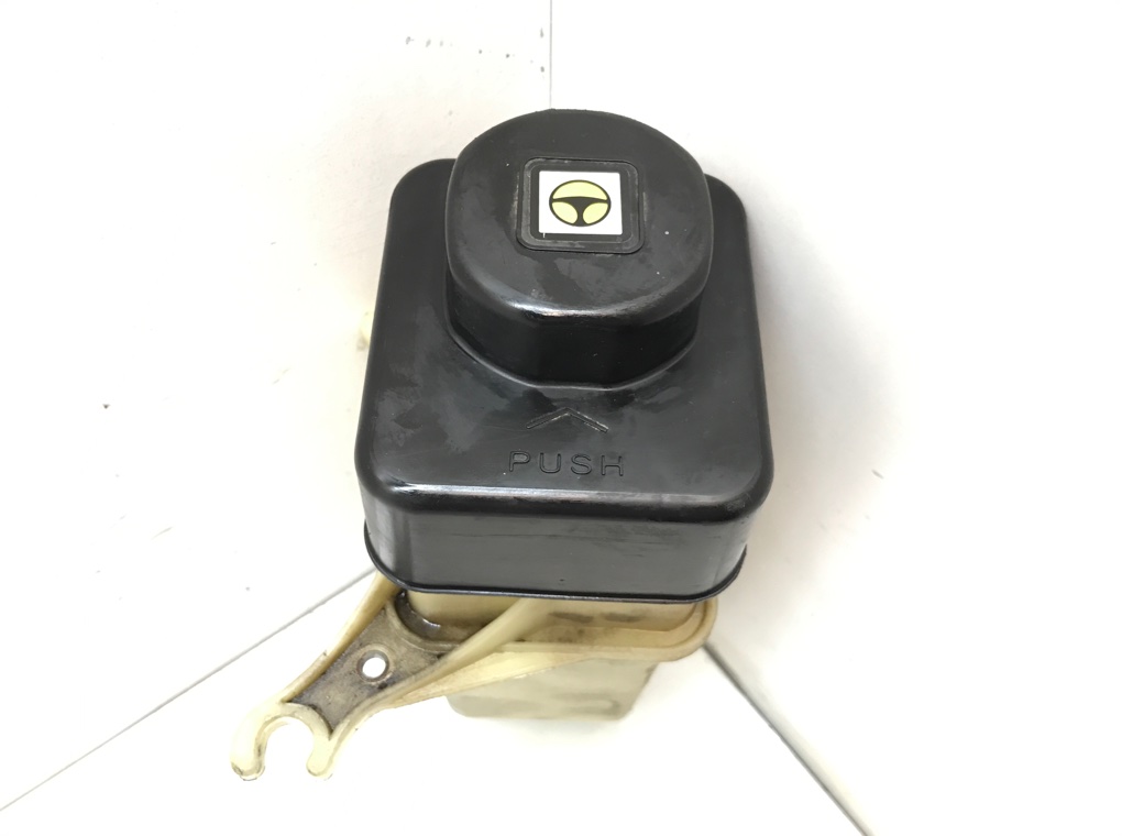 Бачок гидроусилителя бу для Citroen Jumper  2.2 HDi,  2013 г.