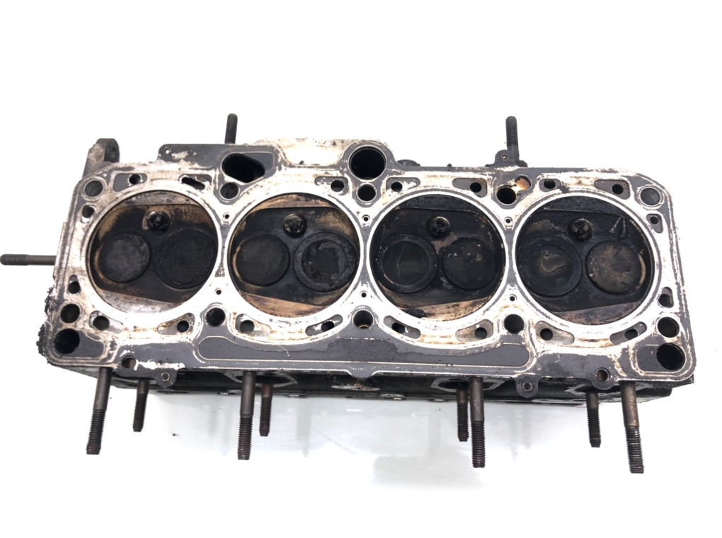 Головка блока цилиндров бу для Volkswagen Golf 4 1.6 i,  2000 г.