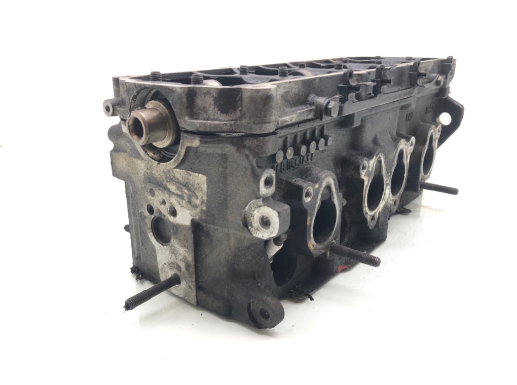 Головка блока цилиндров бу для Volkswagen Golf 4 1.6 i,  2000 г.