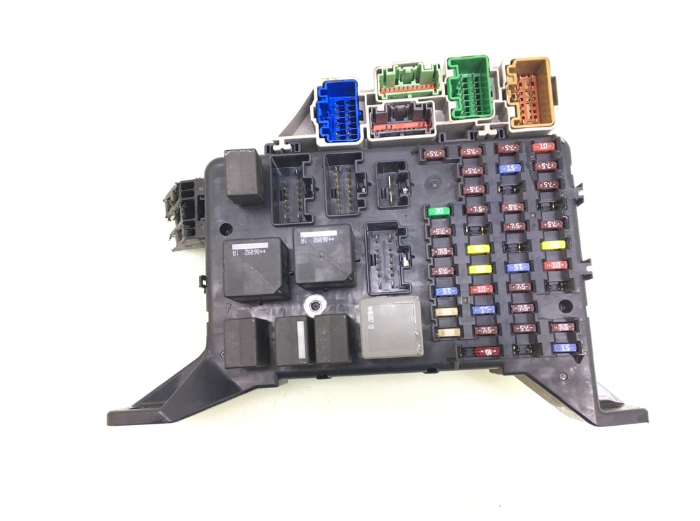 Блок предохранителей бу для Ford Mondeo 3 2.2 TDCi, 2006 г.