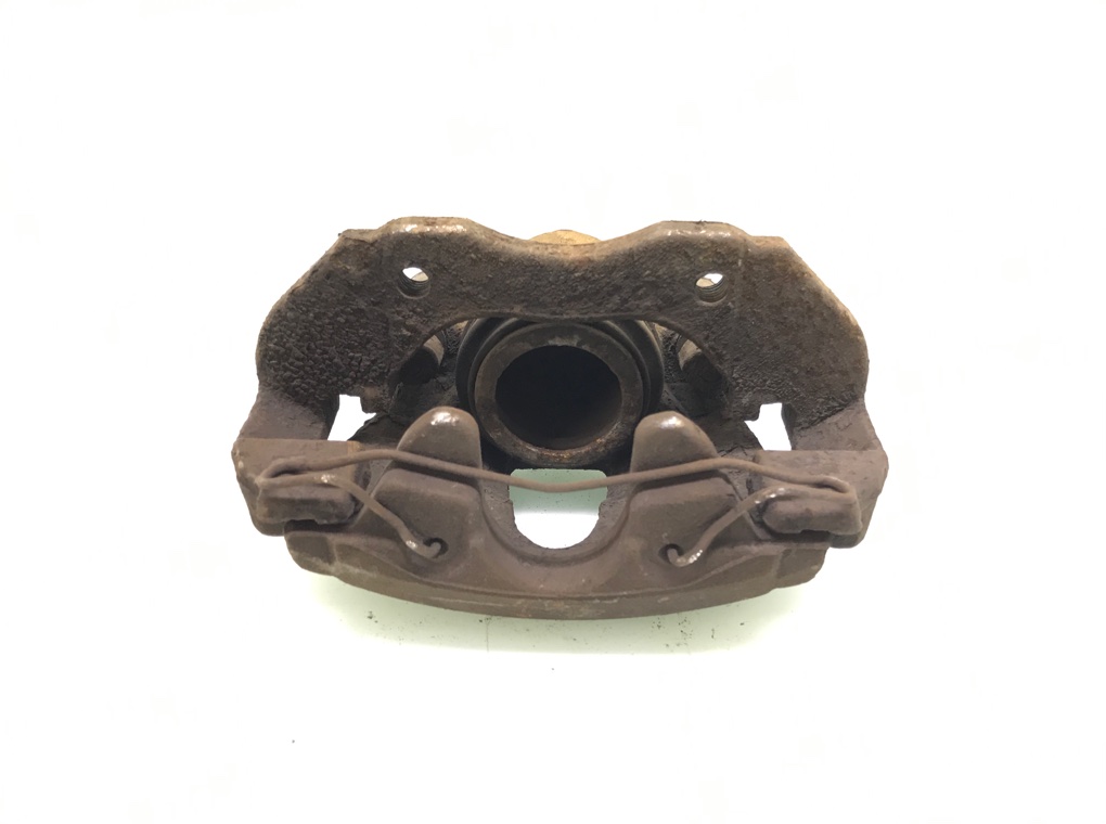 Суппорт передний правый бу для Volvo S40 1.6 TD, 2005 г. Суппорт передний правый бу для Volvo S40 1.6 TD, 2005 г.