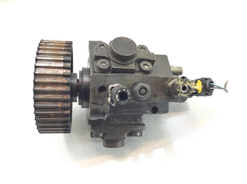 ТНВД бу для Opel Zafira B 1.9 CDTi, 2010 г.