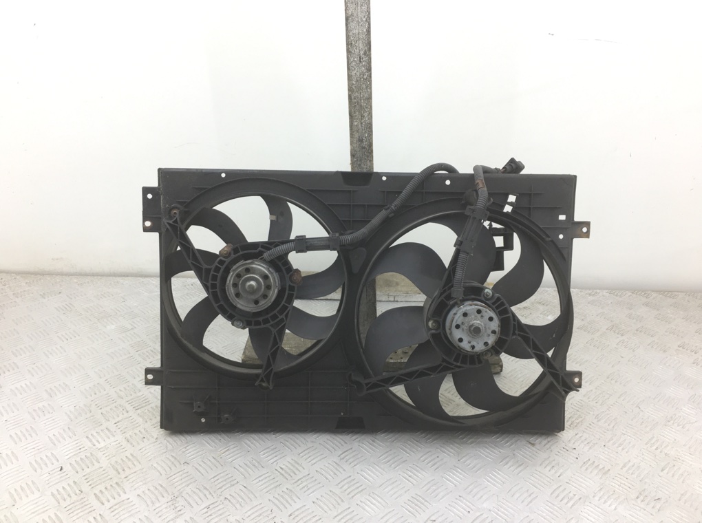 Вентилятор радиатора бу для Audi A3 8L 1.6 i, 2003 г.