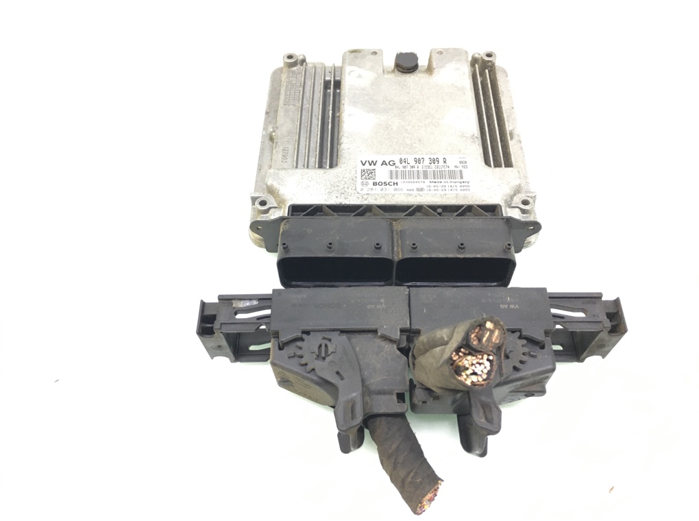 Блок управления двигателем бу для Volkswagen Passat B8 1.6 TDi, 2016 г.