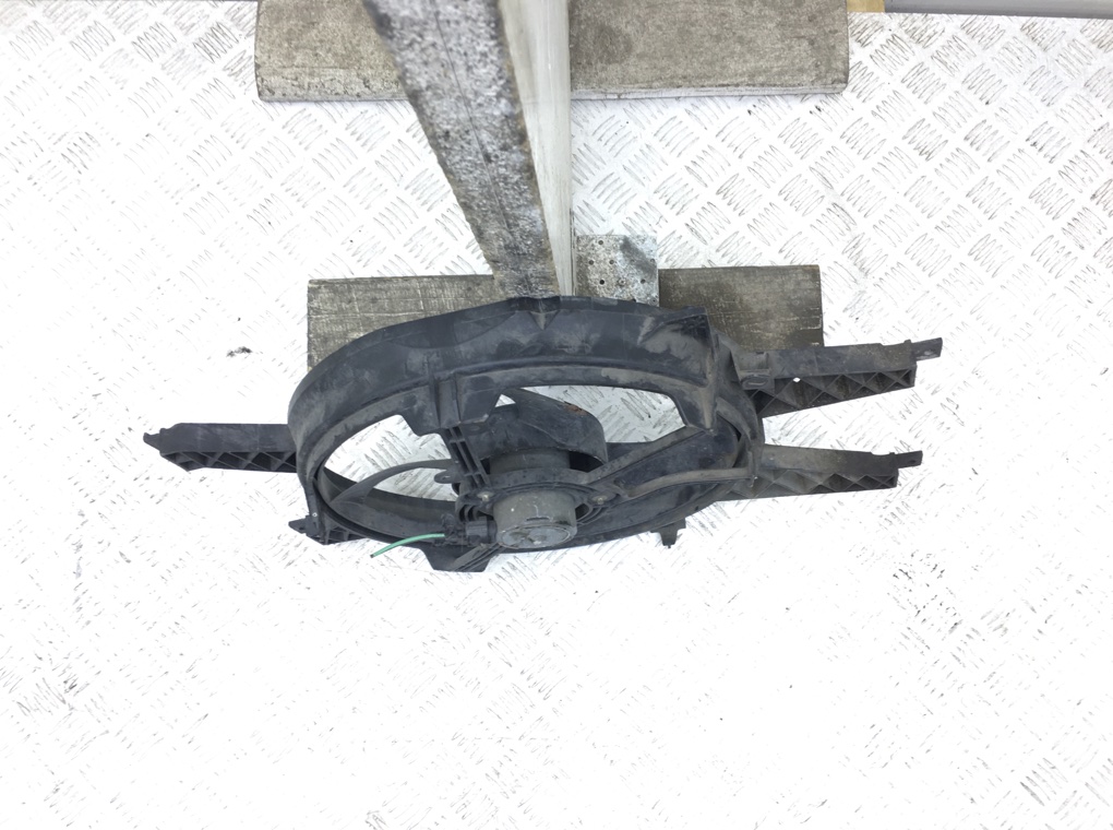 Вентилятор радиатора бу для Nissan Micra K12 1.5 DCi,  2009 г.