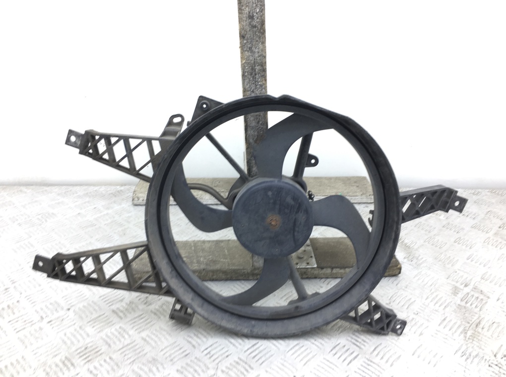 Вентилятор радиатора бу для Nissan Micra K12 1.5 DCi,  2009 г.