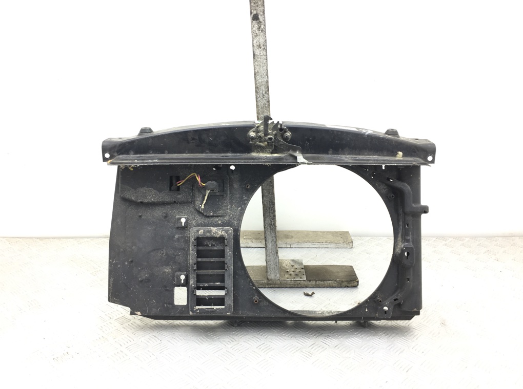 Панель передняя (телевизор) бу для Citroen Xsara Picasso 1.8 i, 2004 г.