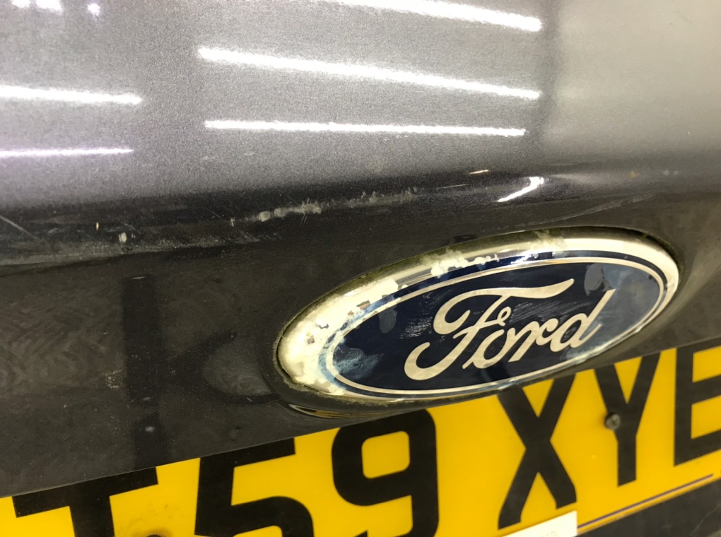 Крышка багажника бу для Ford Kuga  2.0 TDCi,  2010 г.