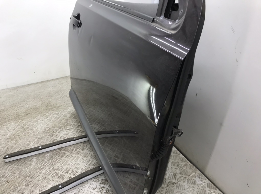 Дверь передняя правая бу для Nissan Qashqai  1.5 DCi,  2009 г.