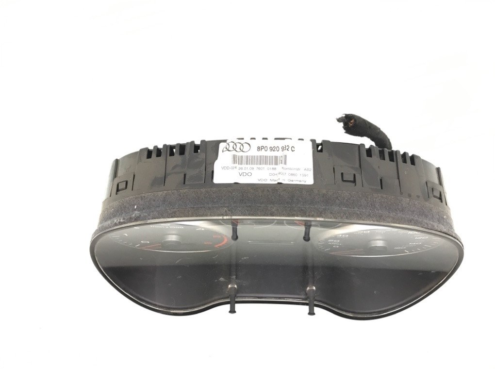 Щиток приборов (приборная панель) бу для Audi A3 8P 2.0 TDi,  2009 г.