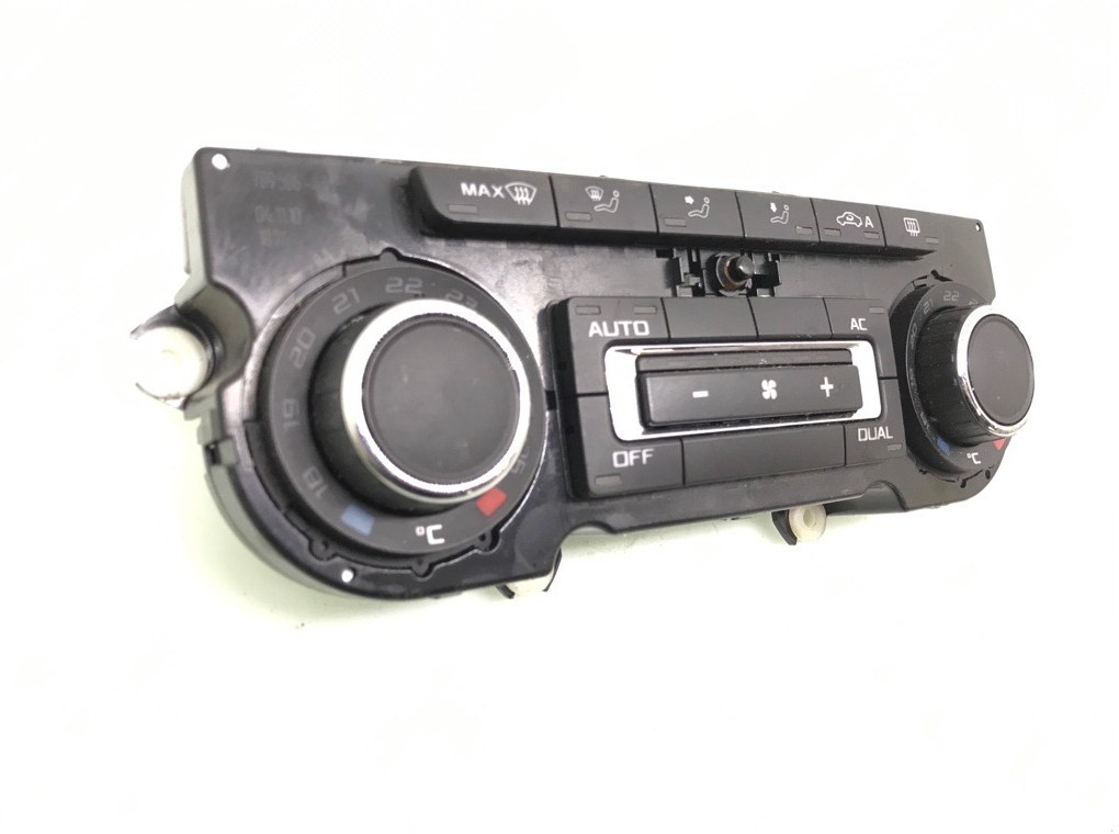 Блок управления печки/климат-контроля бу для Skoda Superb  2.0 TDi,  2010 г.