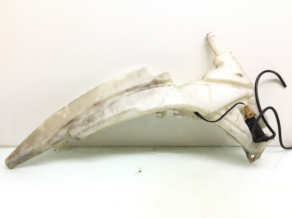 Бачок омывателя бу для Ford Focus 1 1.6 i, 2004 г.