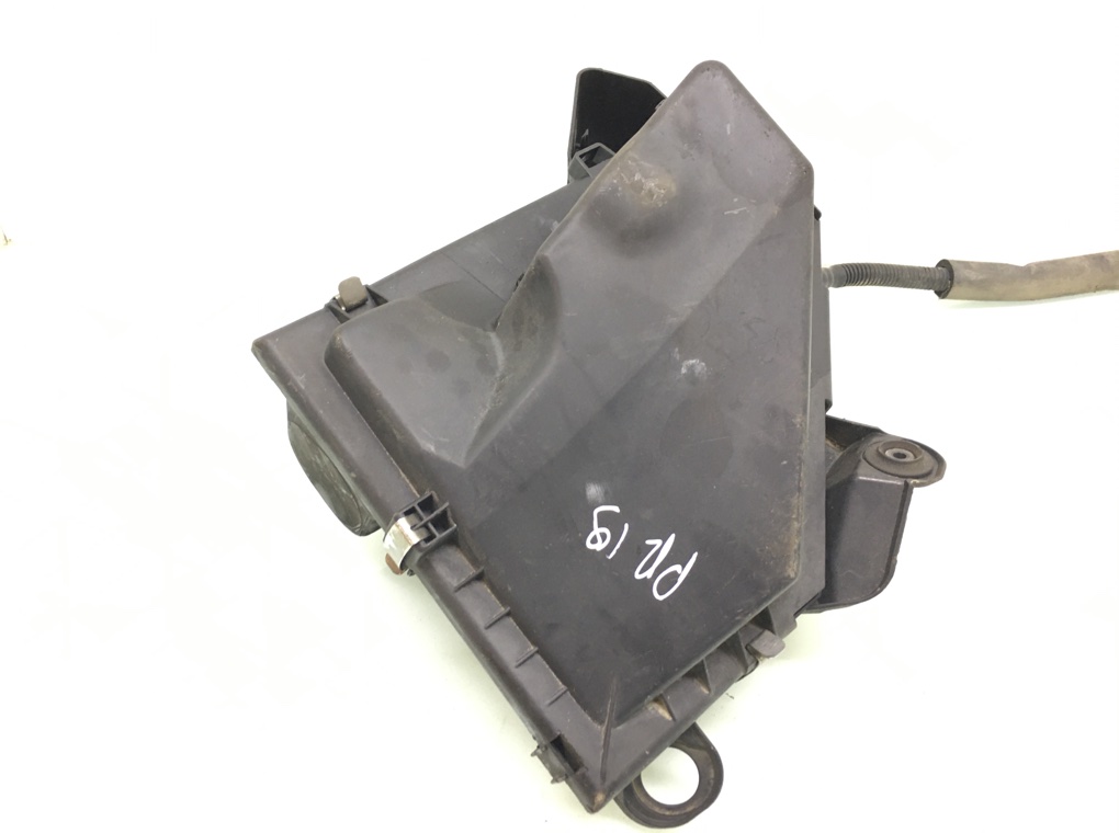 Корпус воздушного фильтра бу для BMW 3 E90/E91/E92/E93 2.0 TD,  2011 г.