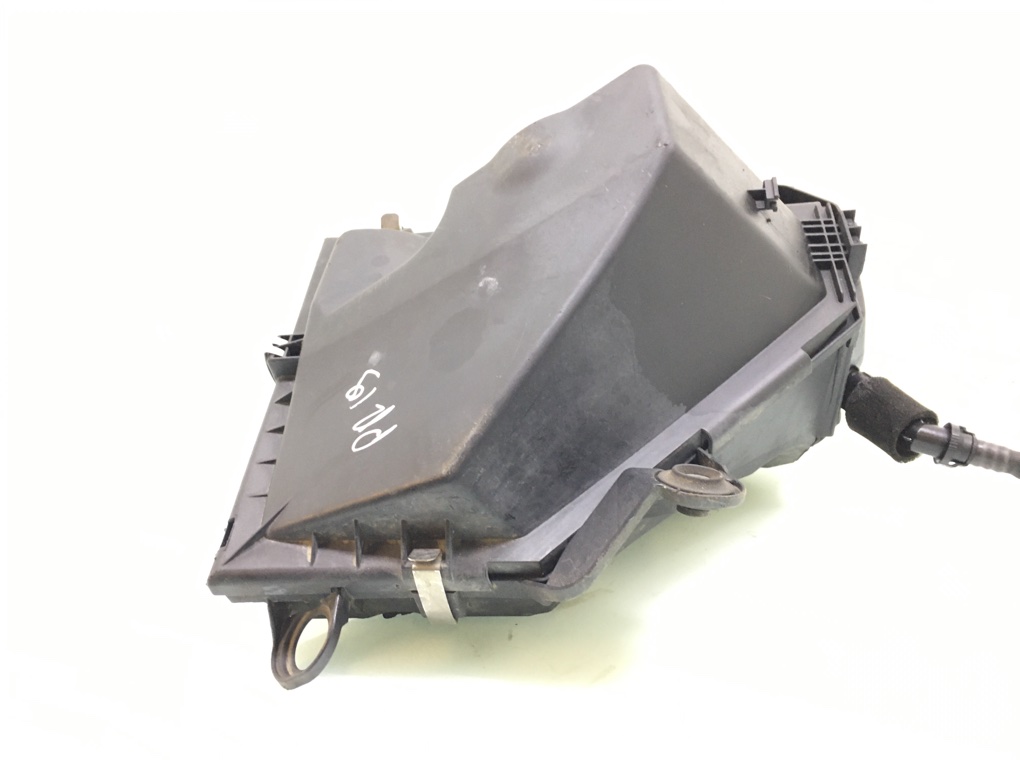 Корпус воздушного фильтра бу для BMW 3 E90/E91/E92/E93 2.0 TD,  2011 г.