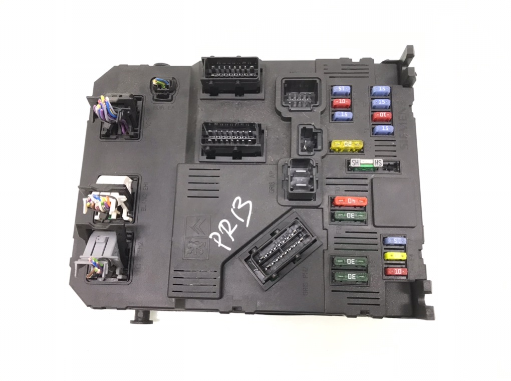 Блок комфорта бу для Citroen C3 Pluriel 1.4 i,  2005 г.