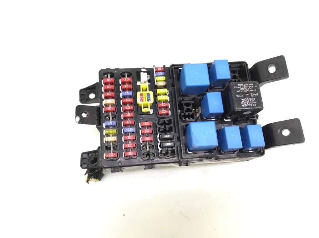 Блок предохранителей бу для Hyundai i10 1.2 i, 2010 г.