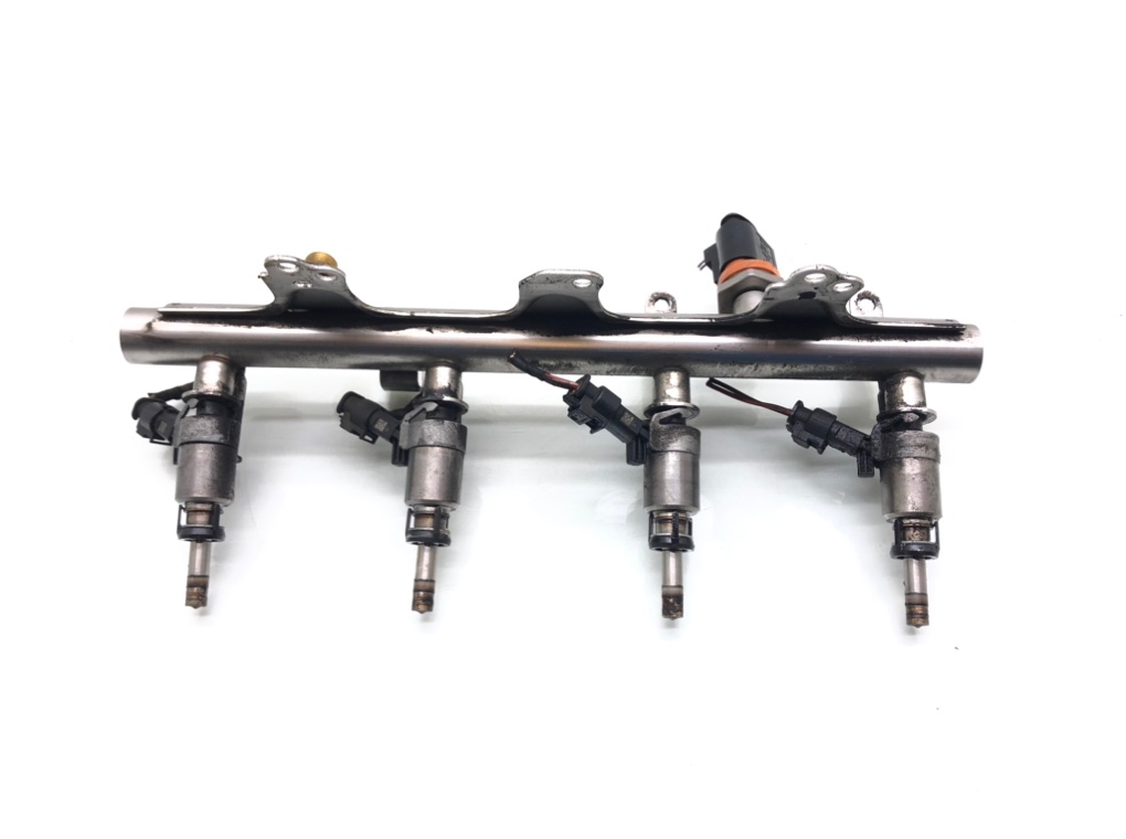 Топливная рампа бу для Skoda Octavia A5 1.8 TSI, 2011 г.