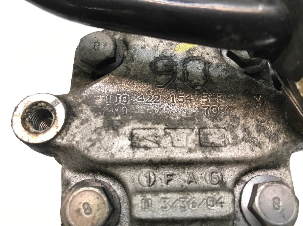 Насос гидроусилителя руля бу для Volkswagen Beetle A4 1.6 i,  2005 г.