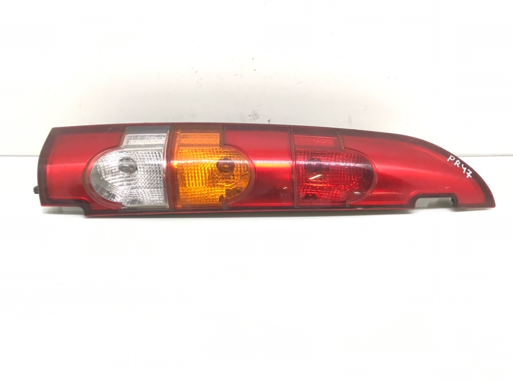 Фонарь задний левый бу для Nissan Kubistar 1.5 DCi, 2005 г.