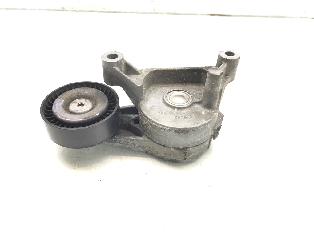 Натяжитель ремня генератора бу для Volkswagen Jetta 2.0 TDi, 2007 г.