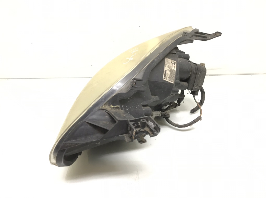 Фара правая бу для Toyota Aygo  1.0 i,  2006 г.