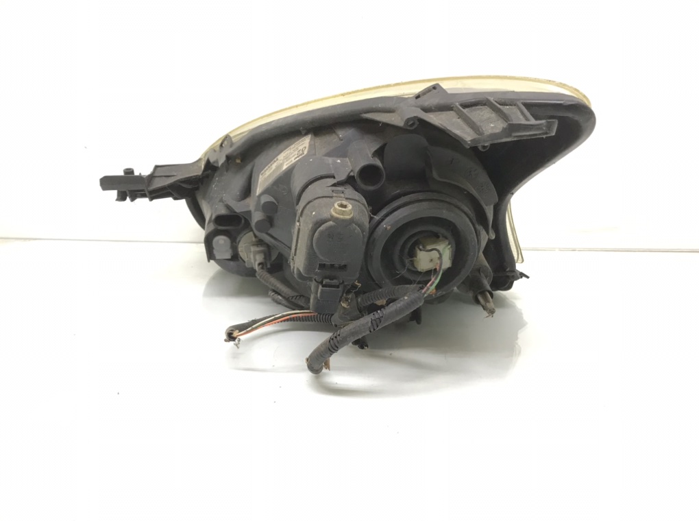 Фара правая бу для Toyota Aygo  1.0 i,  2006 г.