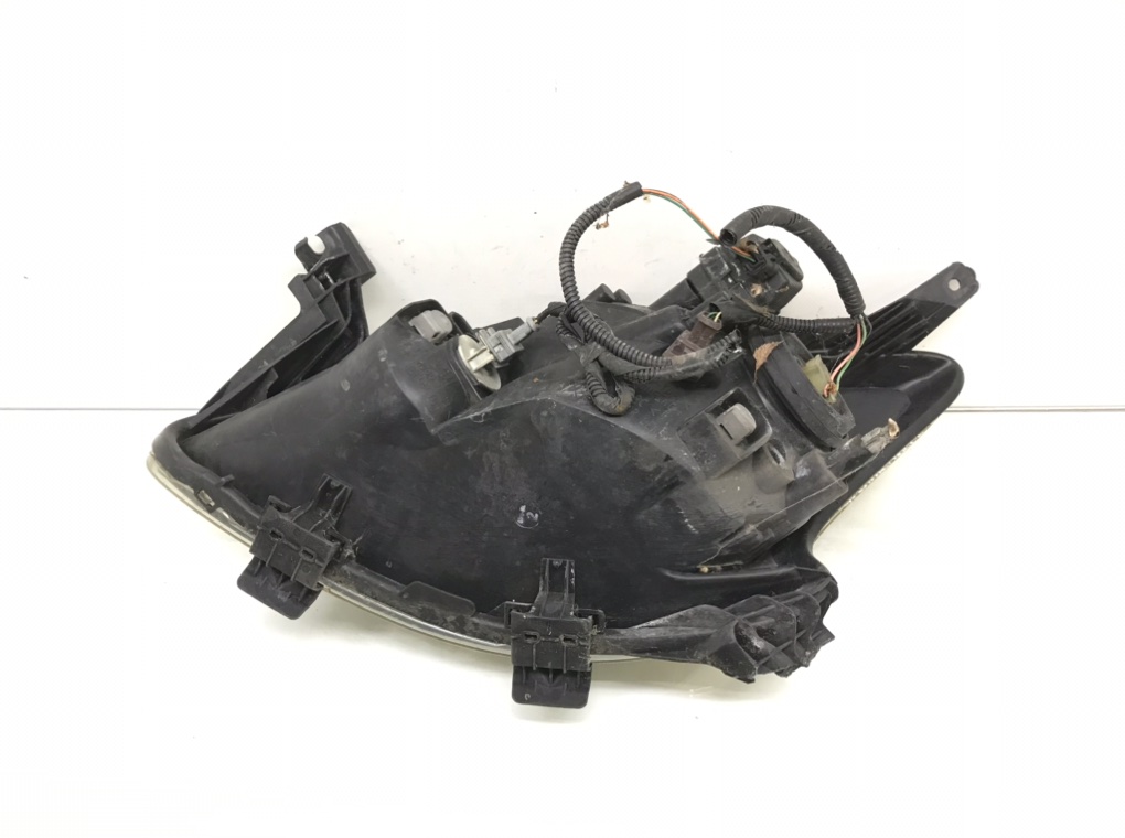 Фара правая бу для Toyota Aygo  1.0 i,  2006 г.