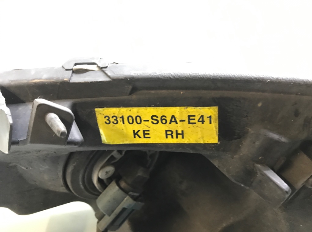 Фара правая бу для Honda Civic 7 1.6 i,  2005 г.