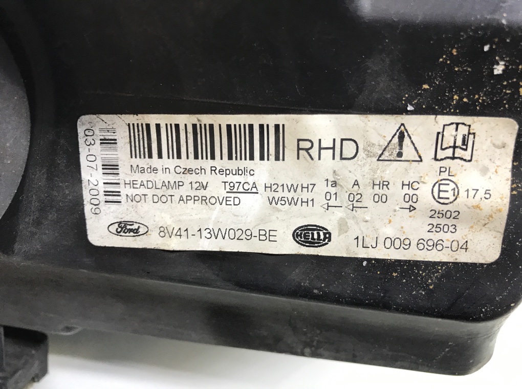 Фара правая бу для Ford Kuga  2.0 TDCi,  2010 г.