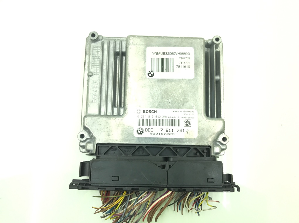 Блок управления двигателем бу для BMW 1 E87/E81/E82/E88 2.0 TD, 2008 г.