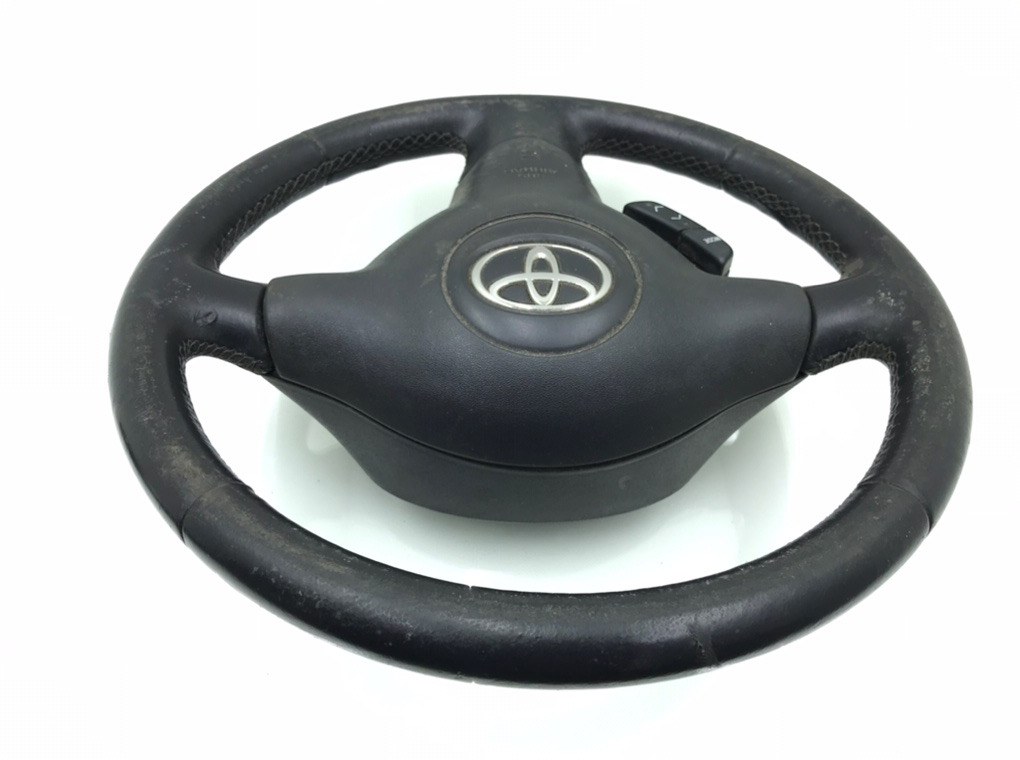 Руль бу для Toyota Yaris P1 1.4 D-4D,  2004 г.