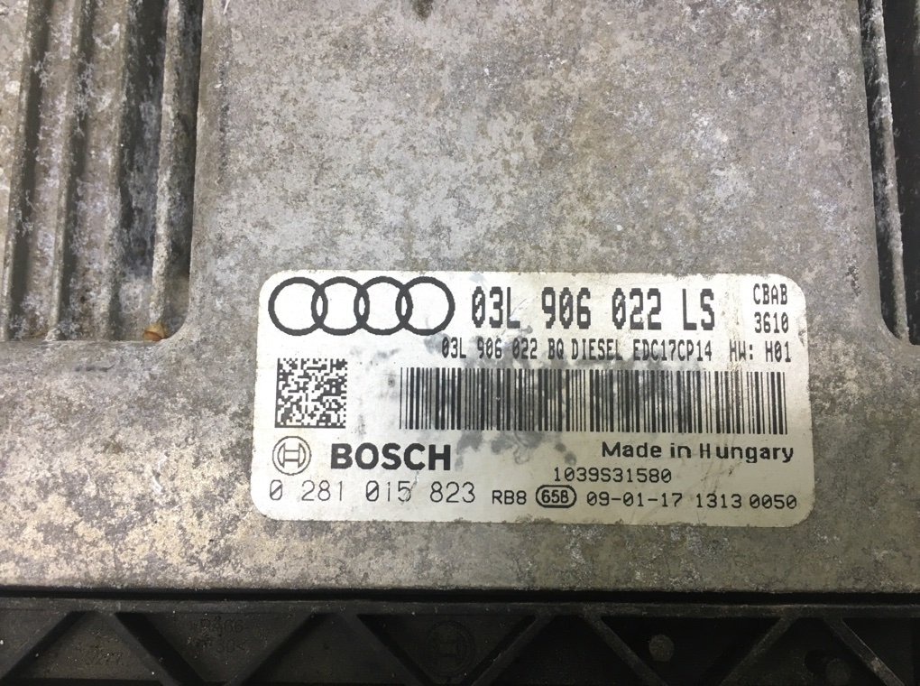 Блок управления двигателем бу для Audi A3 8P 2.0 TDi,  2009 г.