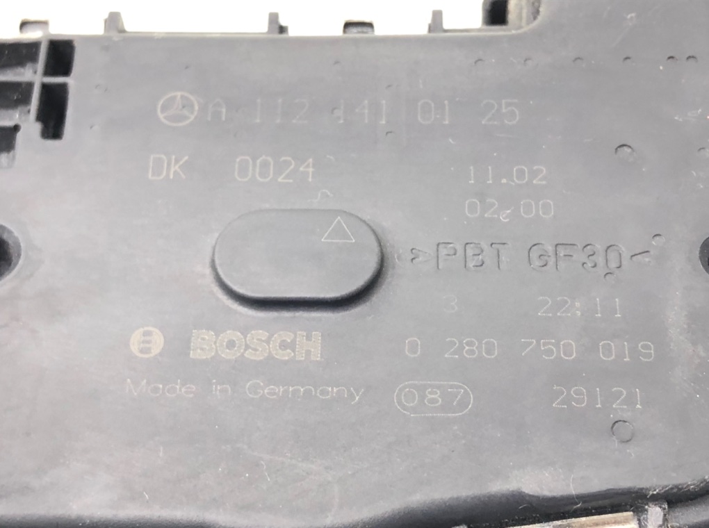 Заслонка дроссельная бу для Mercedes CLK W208 3.2 i,  2003 г.