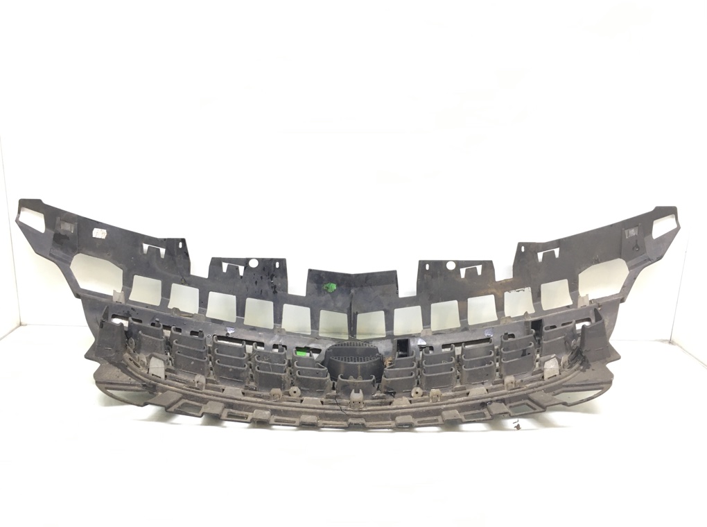 Решетка радиатора бу для Opel Astra J 1.6 i,  2010 г.