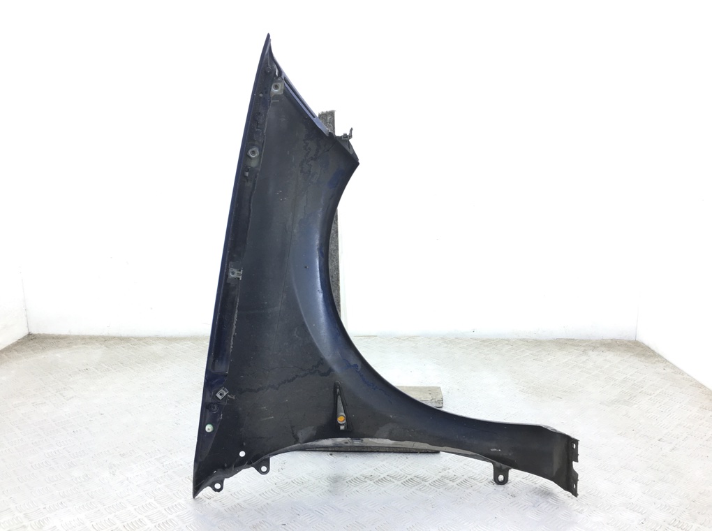 Крыло переднее левое бу для Renault Megane 2 1.4 i,  2008 г.