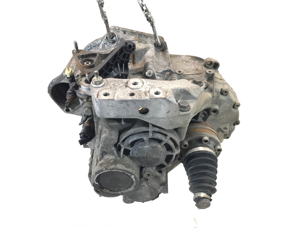 КПП механическая (МКПП) бу для Volkswagen Passat B6 2.0 TDi,  2010 г.