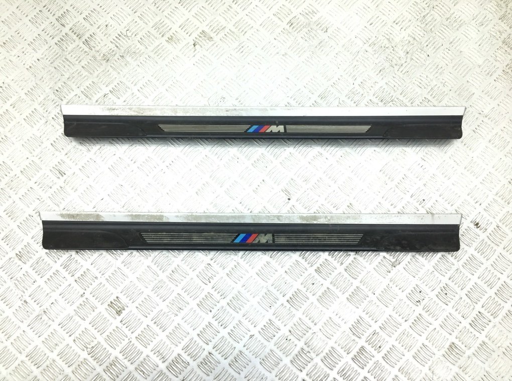 Накладка на порог бу для BMW 3 E46 2.0 TD, 2006 г.