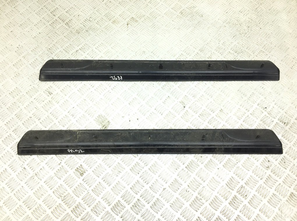 Накладка на порог бу для BMW 3 E46 2.0 TD,  2006 г.