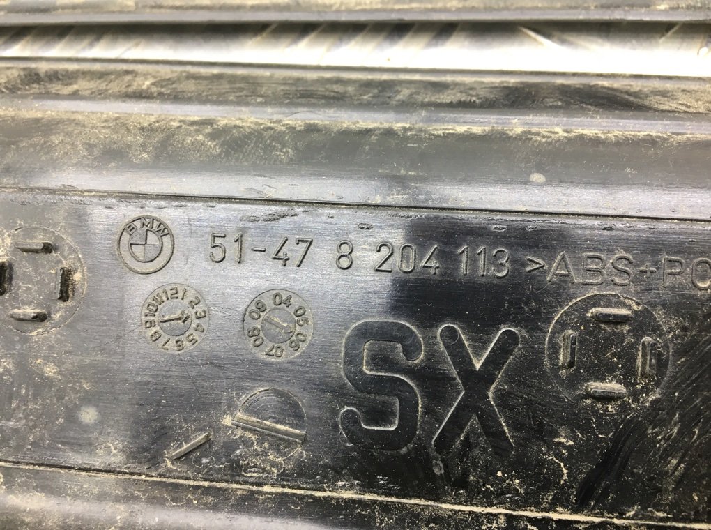 Накладка на порог бу для BMW 3 E46 2.0 TD,  2006 г.