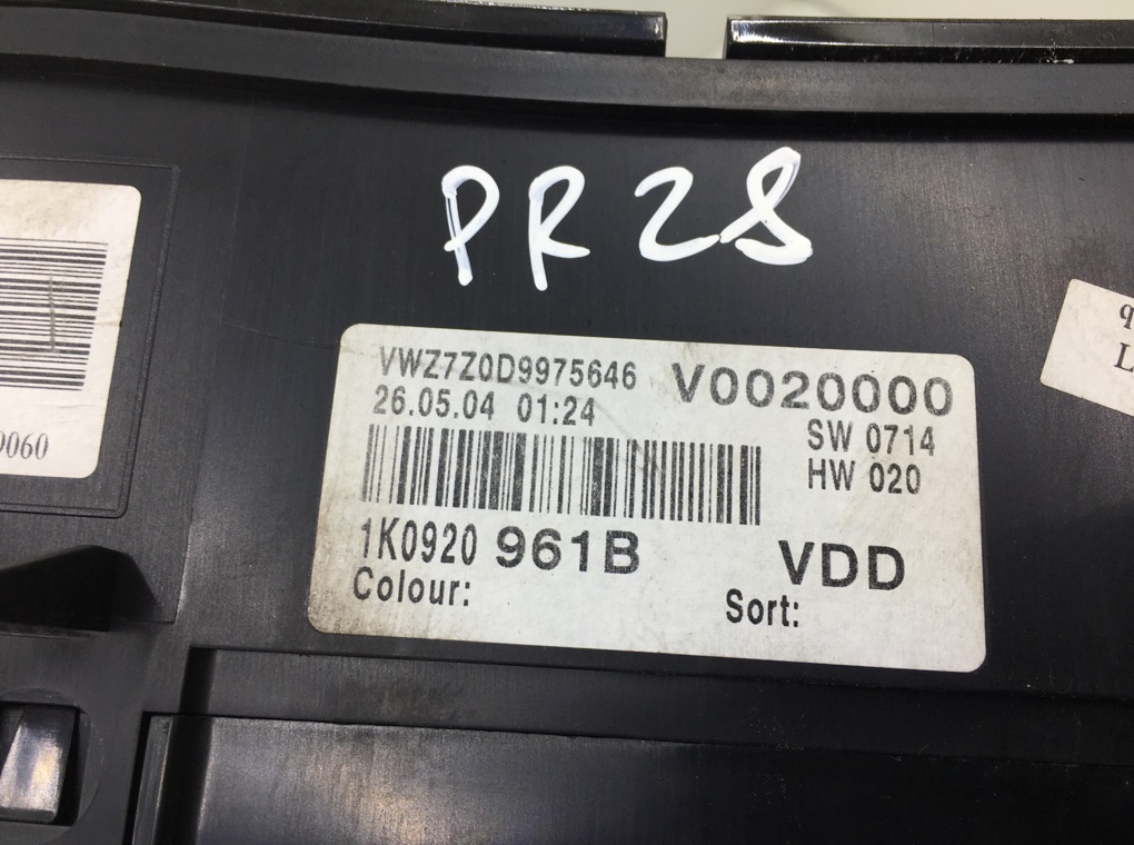 Щиток приборов (приборная панель) бу для Volkswagen Golf 5 2.0 TDi,  2004 г.