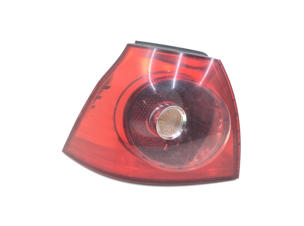 Фонарь задний левый бу для Volkswagen Golf 5 2.0 TDi, 2004 г.