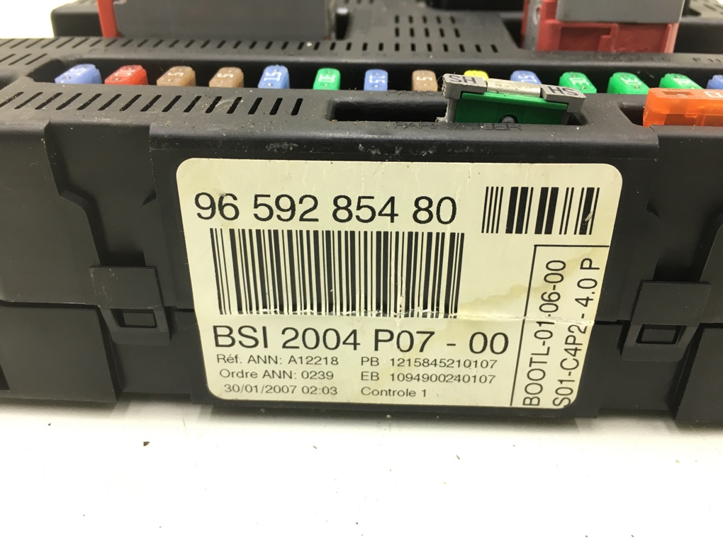 Блок комфорта бу для Peugeot 207  1.6 i,  2007 г.