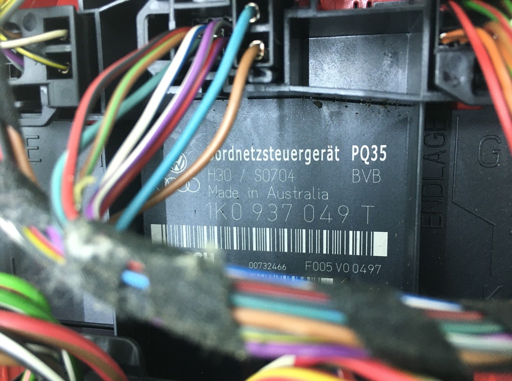 Блок комфорта бу для Volkswagen Golf 5 2.0 TDi,  2004 г.
