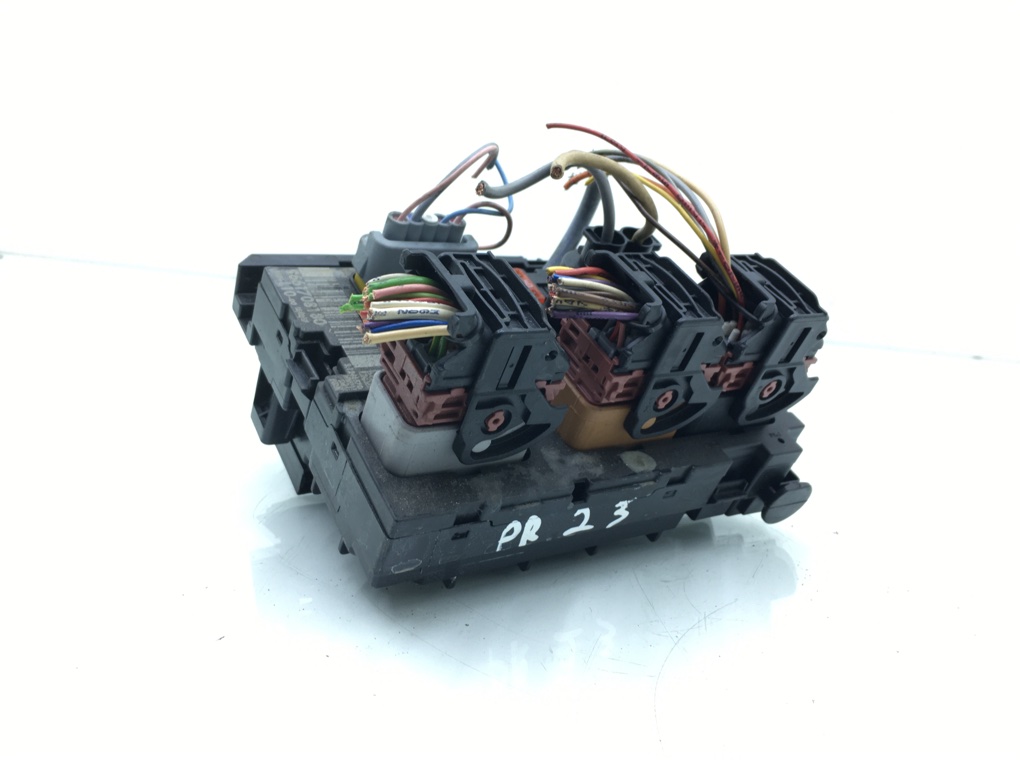 Блок предохранителей бу для Peugeot 207  1.6 i,  2007 г.